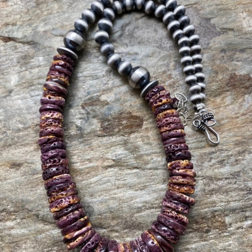 Sterling silver Graduated Purple Spiny Oyster Pearls Necklace - Picture 10 of 12